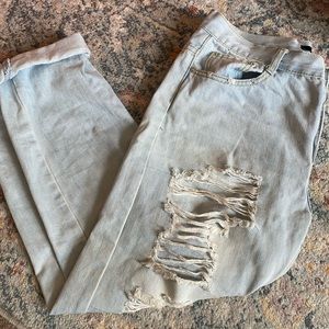 Ripped jeans